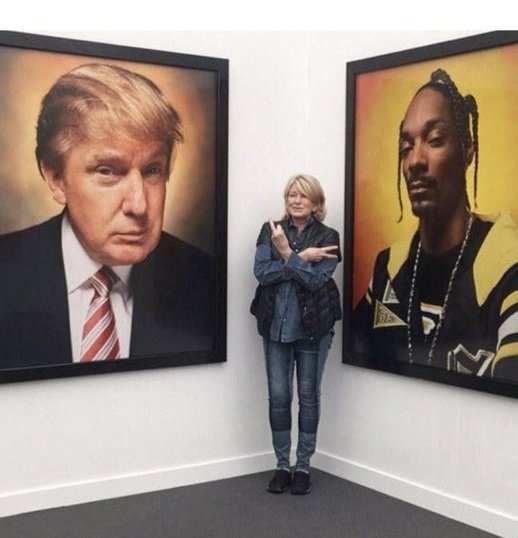 myfabulousfind1's tweet photo. I'll take Martha Stewart over Trumper Paula Deen. Love Snoop! https://t.co/jTeVvudQrt