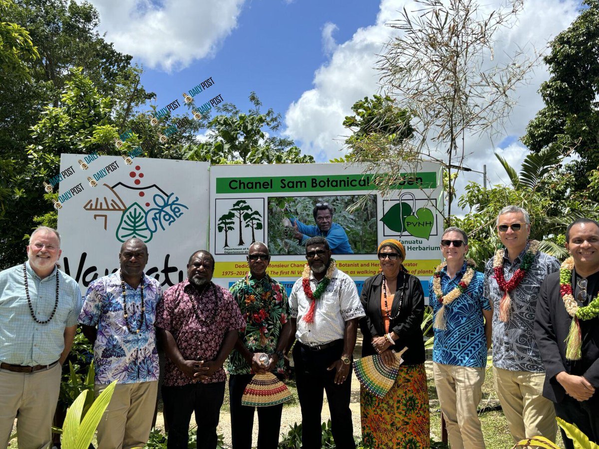 Vanuatu celebrates the opening of its new botanical Garden, named after local botanist Chanel Sam! NYBG Curator Gregory Plunkett &amp; local dignitaries made opening remarks at its inaugural ceremony, highlighting the efforts of the Plants and People of Vanuatu Program. #NYBGscience