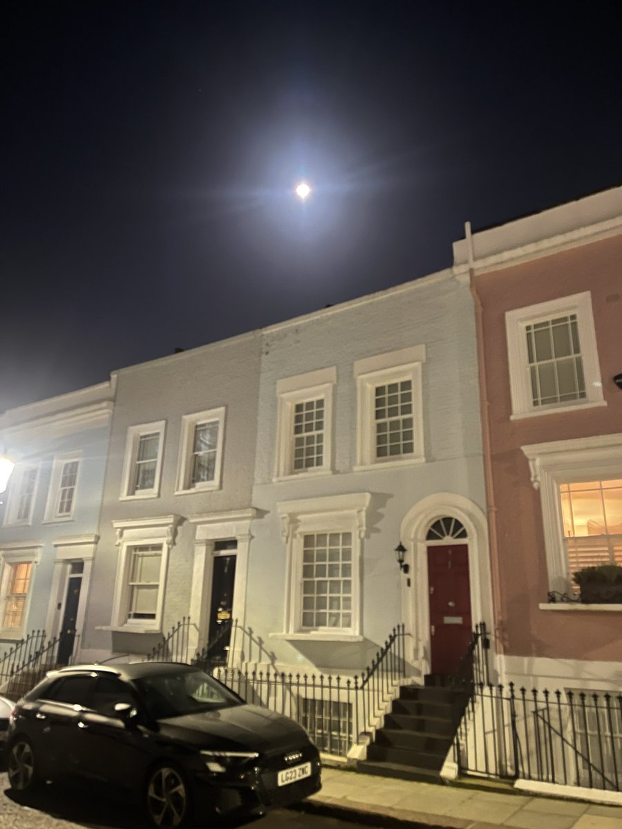 Shoobmac's tweet photo. @JaneyGodley @PPWHospice Notting Hill, London tonight. Sending love Janey &amp; thank you for all the pure, dead, brilliant laughs over the years 🙏🏻😅 https://t.co/8TnNCkQ2Ig