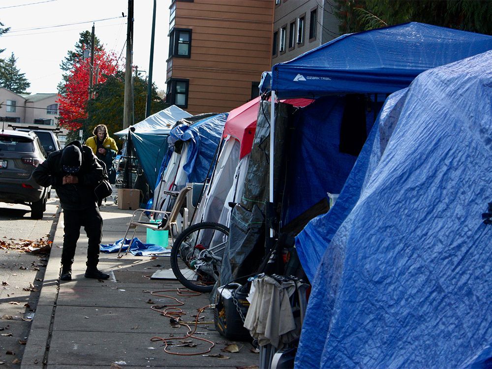Aronlageribc's tweet photo. While David Eby is building tent cities and drug consumption sites for people in Vancouver.
#rehabilitation #healthcare #saynotondp #johnrustad4bc #enddrugdens #CityHallWatch #BCElxn2024 #bcpoli #aronlageribc https://t.co/UzW4LPNlU9