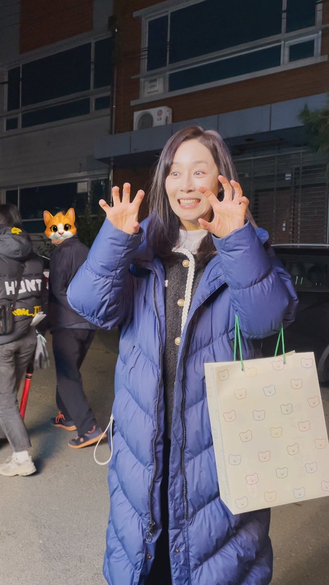두번다시생선가게                      세번털거임
털지않아