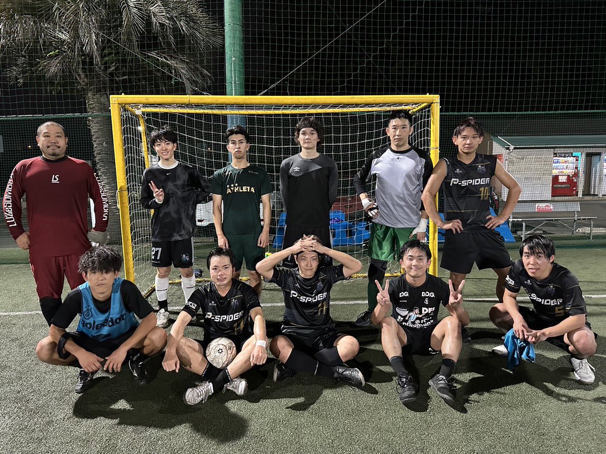 Pspider2's tweet photo. 2024.10.17(木)TR
土曜日の選手権に向けた内容で取り組みました！
あとは当日に出し切るだけ！
前日の過ごし方から良い準備をして臨みます！
#p_spiper #ピースパ #フットサル #埼玉県フットサルリーグ1部 #ふじみ野市 #リアリスタ #練習 #選手権 https://t.co/8JsVpYhodJ