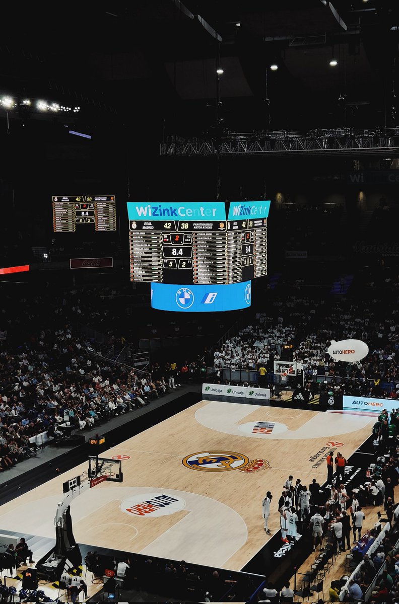 HoopsReturns's tweet photo. No os quiero decir quién ha tenido que ir hoy a que las cosas salgan bien, pero... https://t.co/yPvmglkPPc