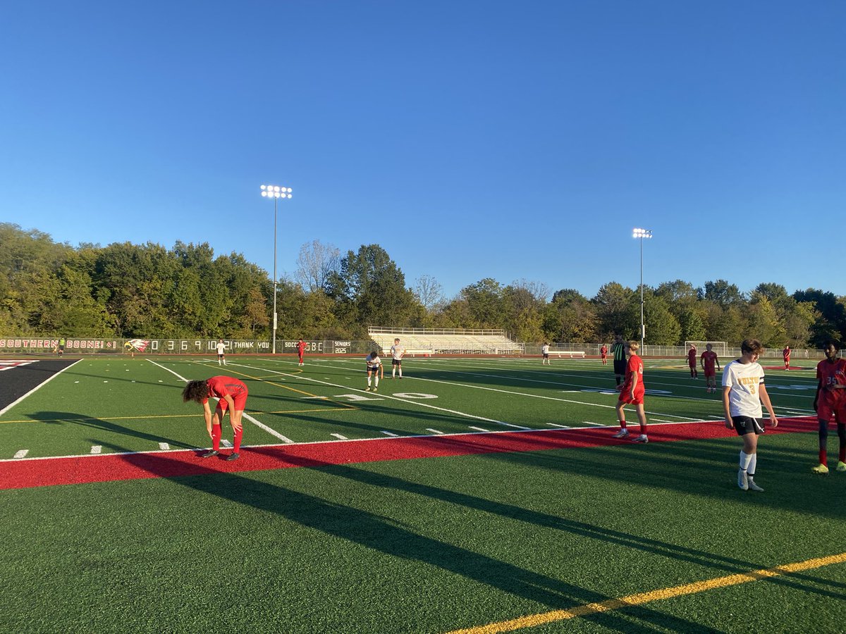 Busy night in Ashland!

District Softball and soccer taking place tonight. We’ll have highlights of the following games tonight at 10 on <a href="/KRCG13/">KRCG 13</a>! 📺

🥎 Hallsville vs. Moberly
⚽️ Fulton vs. So. Boone
🥎 Macon vs. So. Boone

<a href="/SoBoCoAthletics/">Southern Boone Athletics</a> <a href="/IndnSball/">IndnSball</a> <a href="/MoberlyAD/">Moberly Activities Department</a> <a href="/FPSActivities/">Fulton Activities</a>