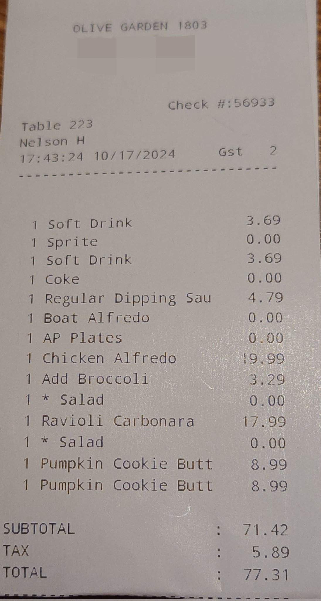 We went to the most wonderful authentic Italian place for my birthday !! *pulls out an Olive Garden receipt* Joking obviously but sometimes you just want the bad thing https://t.co/2VBrF5TYB6