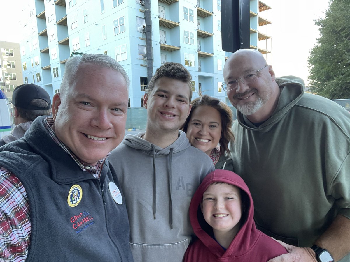 CampbellforNC's tweet image. Turn out today exceeded everyone’s expectations, which is beautiful to see. Great day of an early voting meeting new friends and catching up with cherished longtime friends. Thank you to everyone who is taking the time to perform your civic duty. ￼ #ncpol