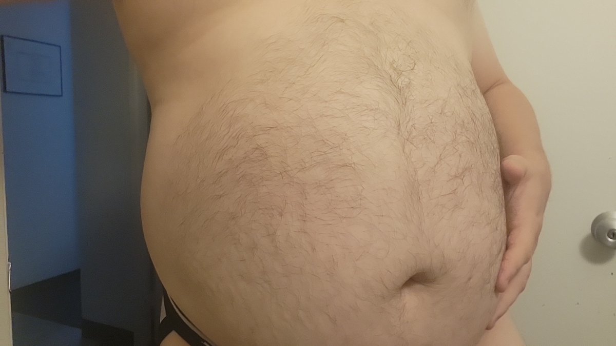 vore4life's tweet photo. Well well... since we're all moving on from here in the next couple months (and I will certainly be joining y'all haha). Anyone looking to take a final dive down and get added to this tank forever on here is welcome to give in and indulge that desire... #permavore https://t.co/kQCt1Rq46p