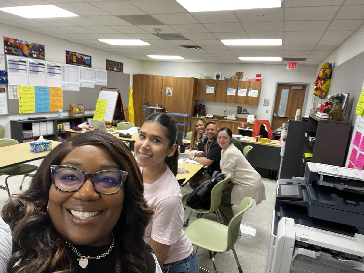 Dr. LaToya Wynne tweet media