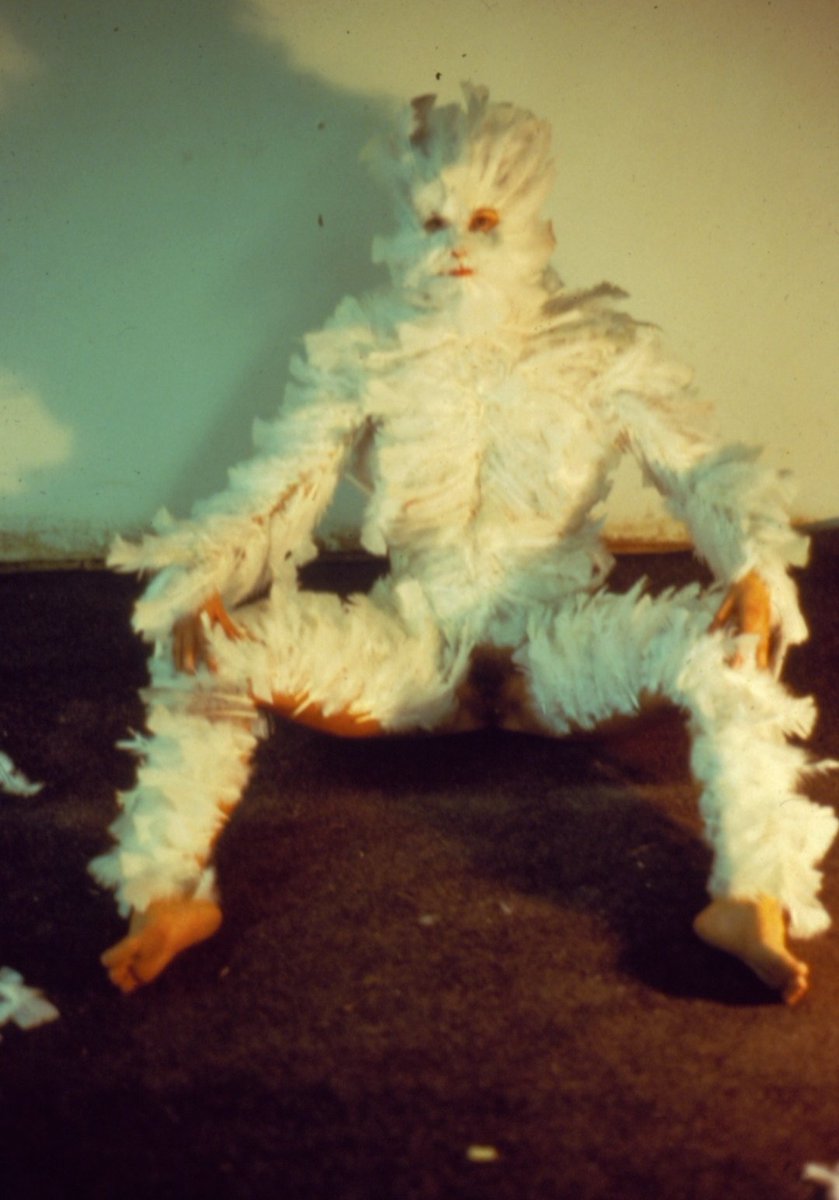 synekura_audio's tweet image. Ana Mendieta, &apos;Bird Transformation&apos;, 1972
