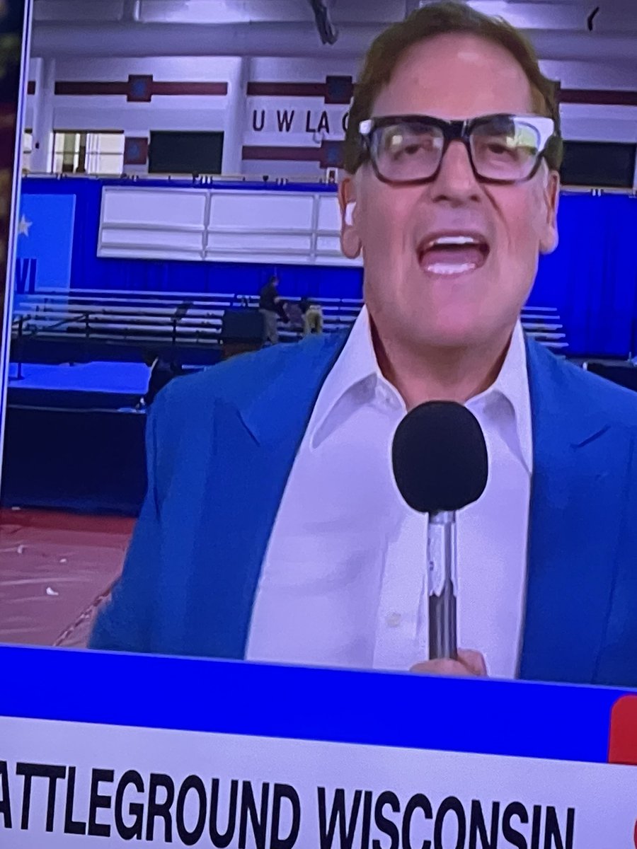 Is Mark Cuban wearing smart glasses?