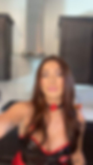 ❤️‍? Arianny Celeste is live now! https://t.co/J0aiDtGnIa https://t.co/bMlOVOPjNM