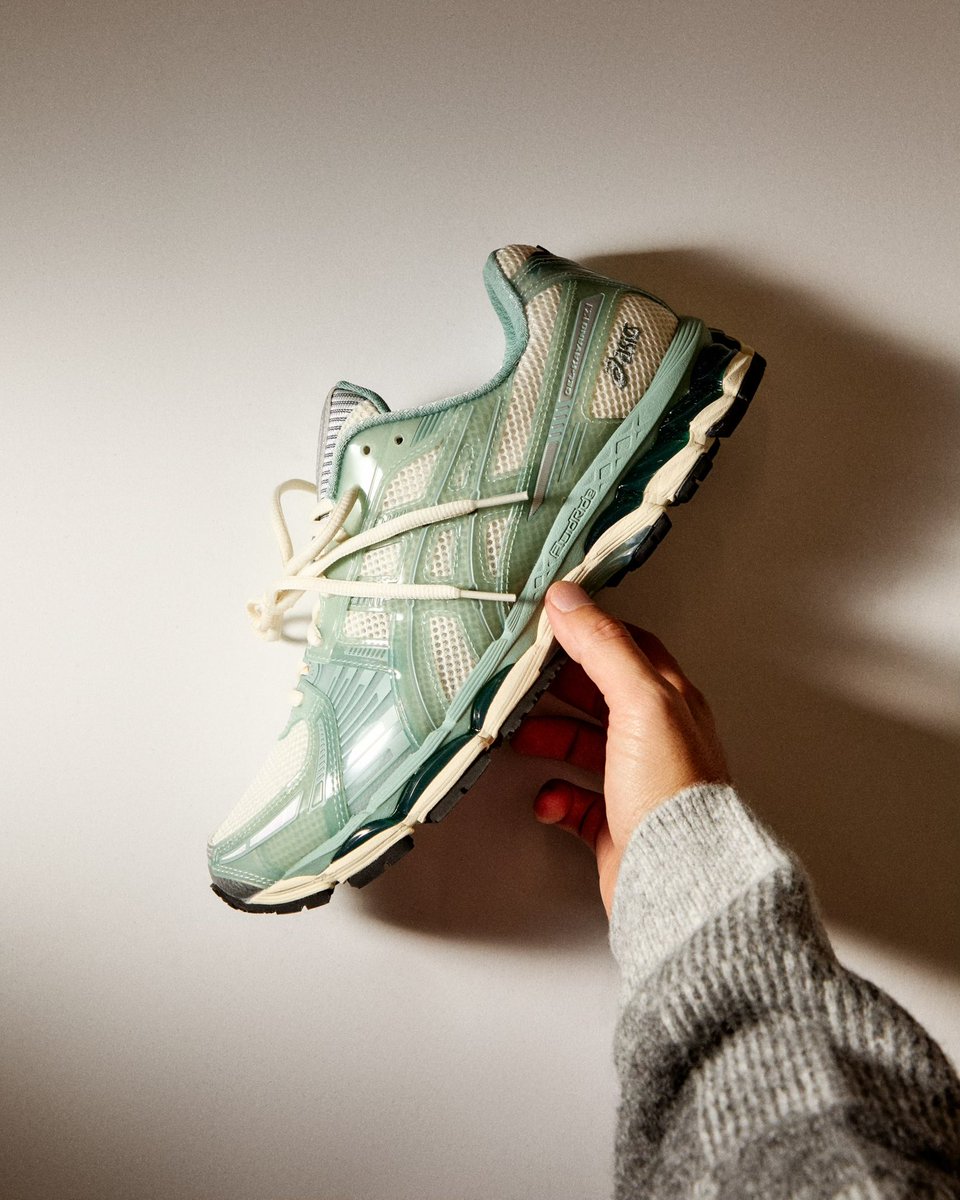 JustFreshKicks's tweet image. KITH x ASICS FW24 by Ronnie Fieg 🍵😮‍💨🧋