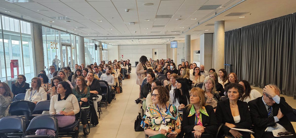 A sala colmada transcurrió la actividad sobre la Implementación de los Programas de Optimización de Antimicrobianos (PROA). Uruguay debe seguir avanzando en su Implementación. FEPREMI ya dió un gran salto.#RondaCOCEMI  <a href="/SeijaVeronica/">Veronica Seija 🔬🧫🦠</a> <a href="/licsilviaguerra/">Silvia Guerra</a> <a href="/jaqueponzo/">Jacqueline Ponzo</a> <a href="/FEMIcomunica/">FEMI</a>