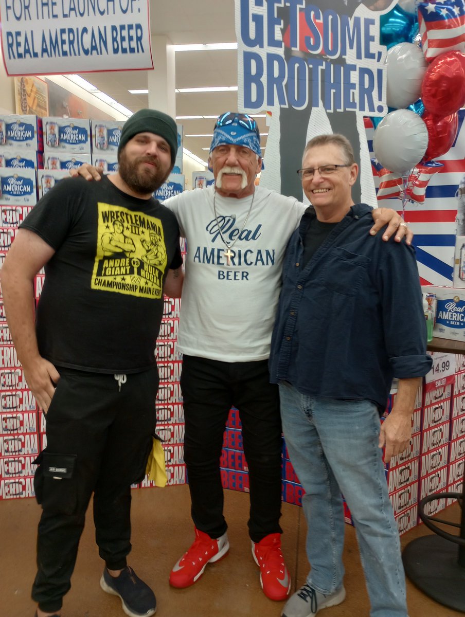 SmashNSlam89 tweet media