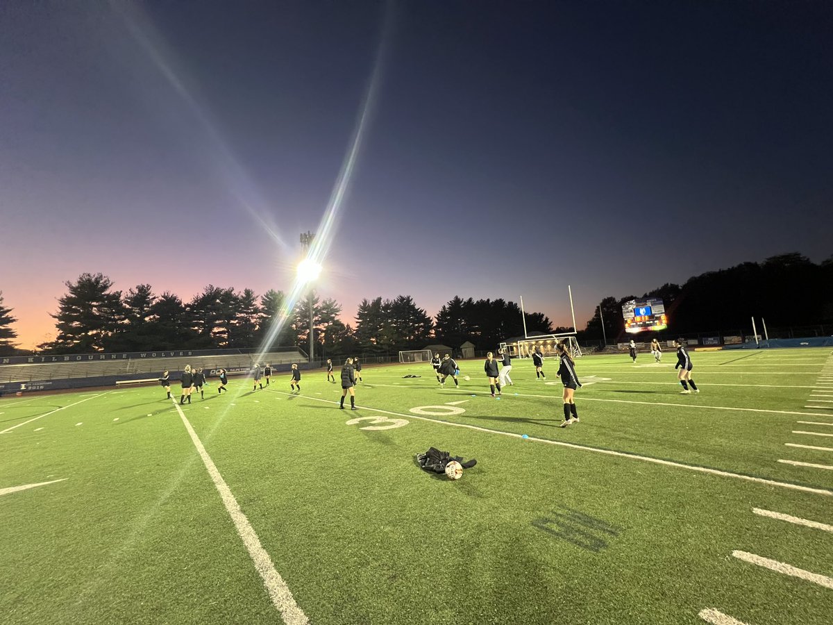 10 mins away from kick off! Let’s GOOOOO!