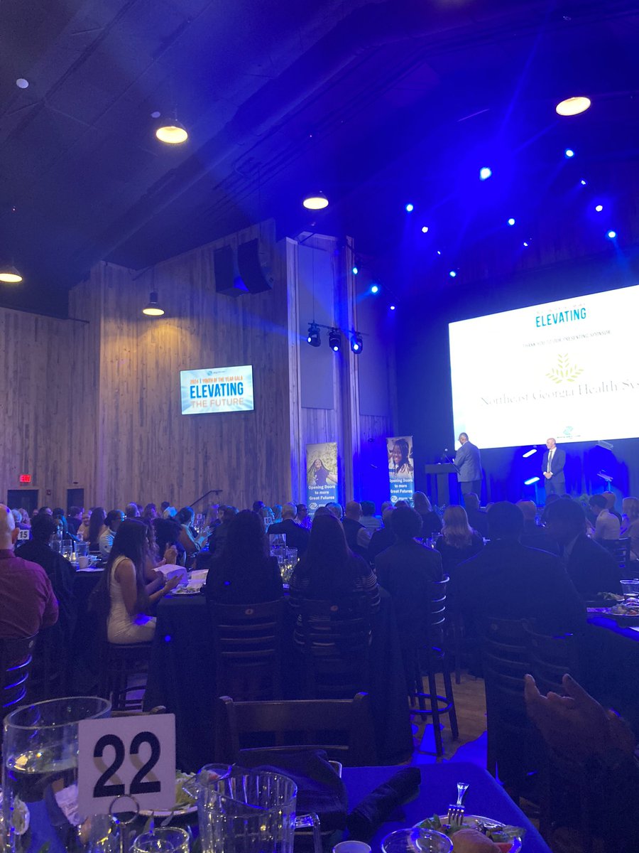 BIG RED PRINCIPAL tweet media