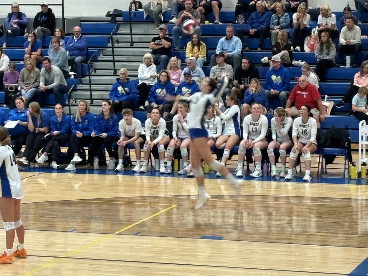 JonSchultzFHN's tweet photo. Vikings close the first set 25-18! https://t.co/tZhPz68ZBb
