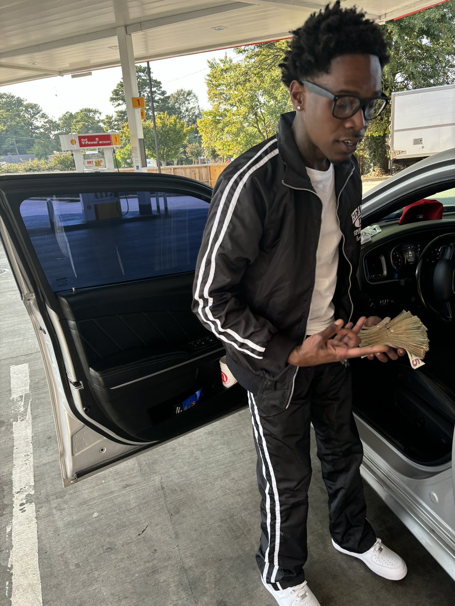 RymMain's tweet image. Return of the Macc 😭