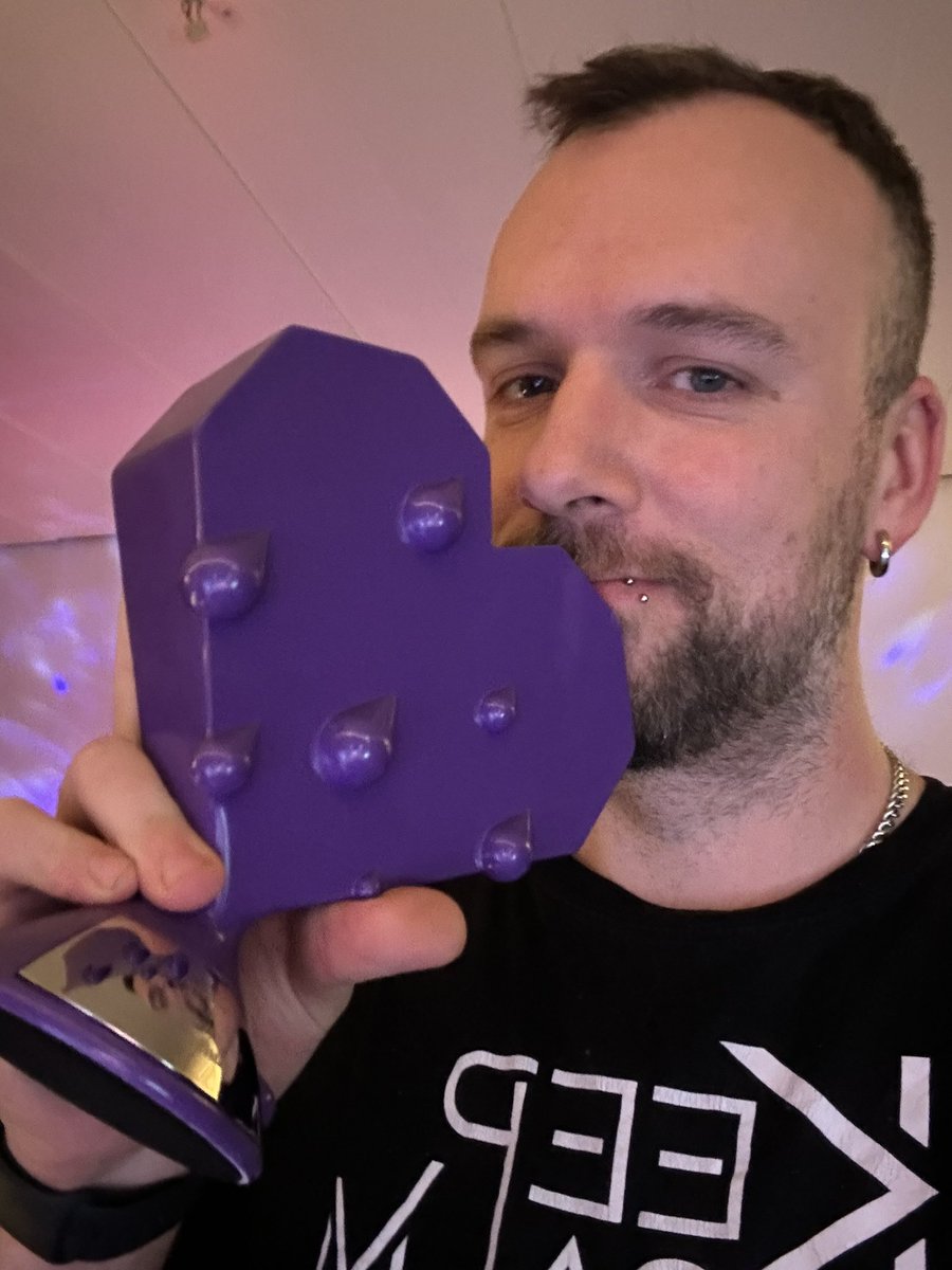 thisEguy tweet media