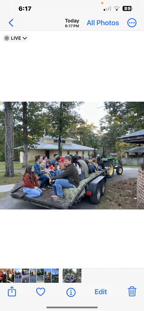 sfltrojans's tweet photo. Fun was had by all at our annual fall festival! So fortunate to have such a wonderful PTA! Over $12,000 was raised to help upgrade our tennis courts! https://t.co/IZJX09WOmK