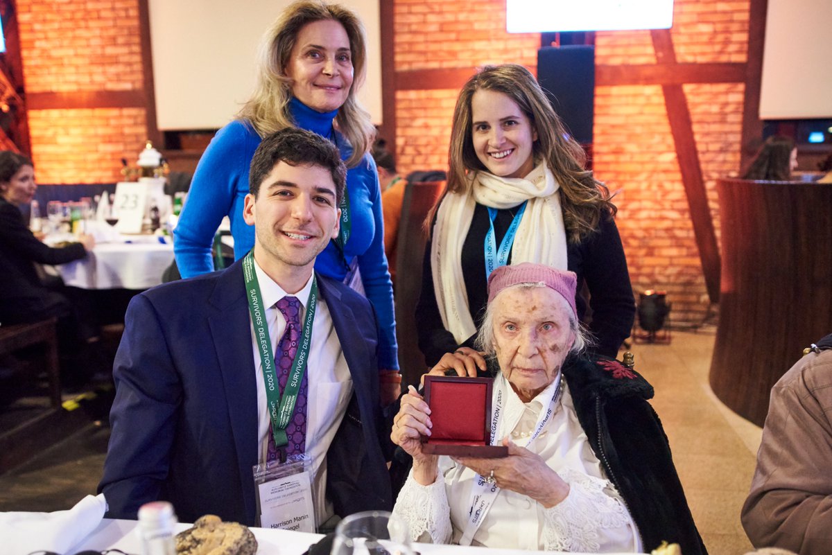 ABMFusa's tweet photo. October 17, 1923 | Jeanette Spiegel was born. She was 20 when she was brought to #Auschwitz, where she spent 9 months.

Jeanette survived Auschwitz, and today is her 101st birthday!!! Join us in wishing her a wonderful day!!! <3 https://t.co/MGIIBcqrms