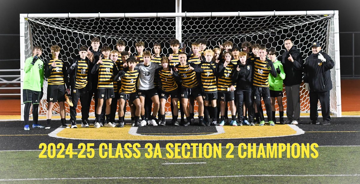 As the boys prepare for WPIAL playoffs take a moment to reflect on 3 section titles out of 4 for this group… these Senior and Jr boys have been playing together since they was this 🤏📏big!!