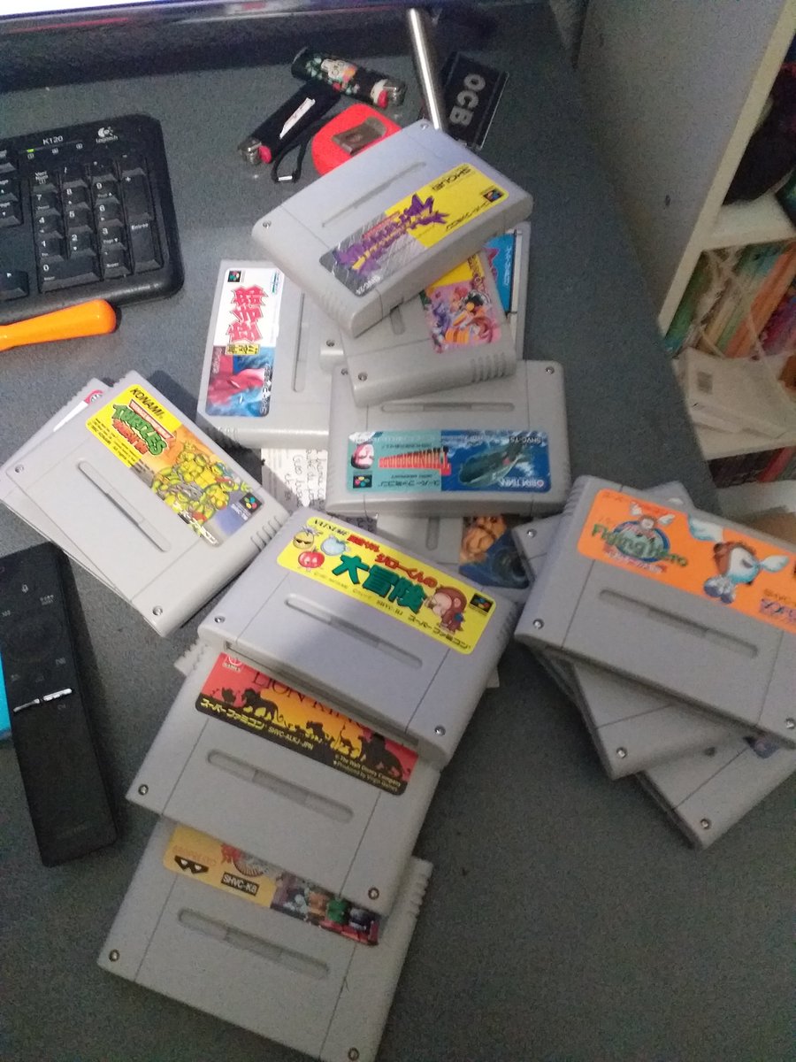 Je joue de moins en moins avec des jeux modernes, par manque de temps, mais sur 16bit, des sessions de 20-30minutes, ça te rappel que le jeux vidéo peu importe son époque, bowdel ça détent!