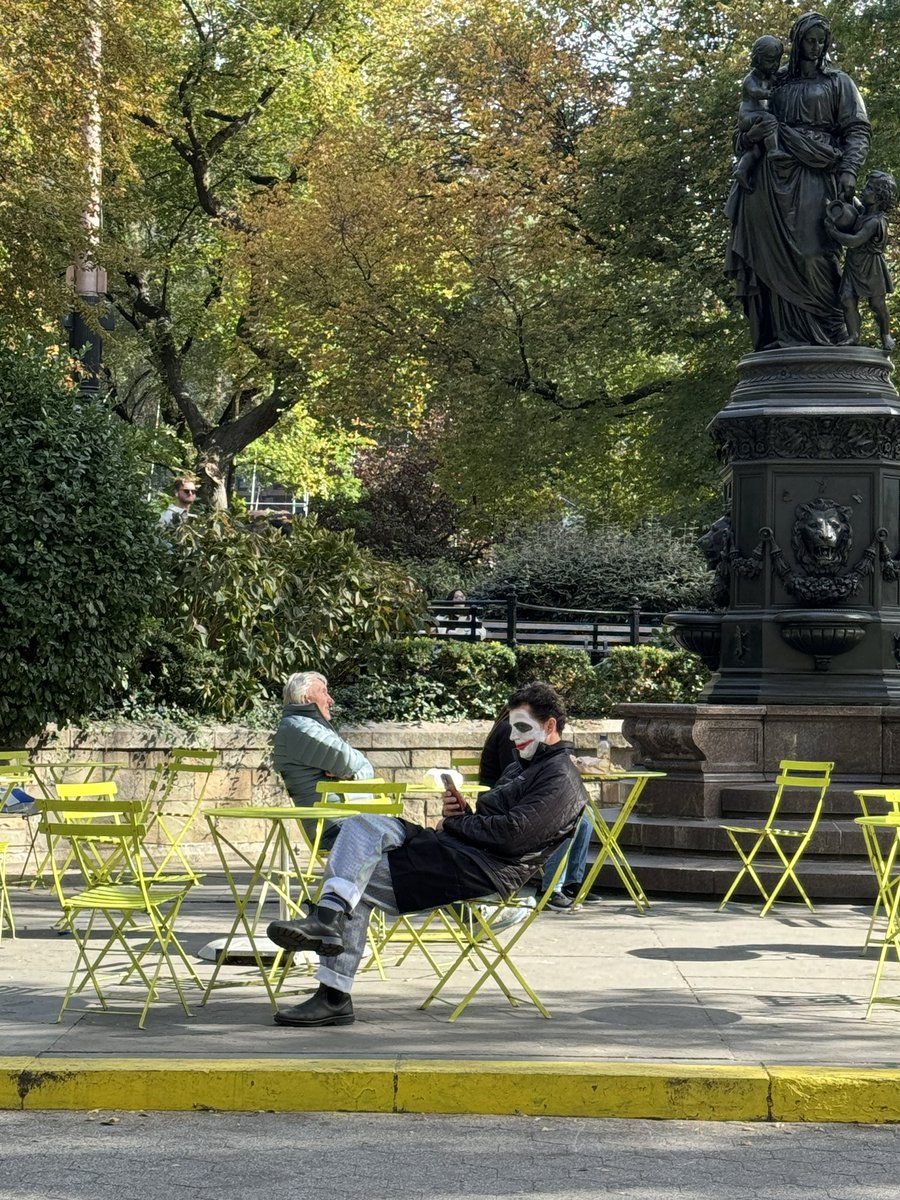 imfrankpark's tweet photo. New York City ，live you life https://t.co/gyEfxgu7bL
