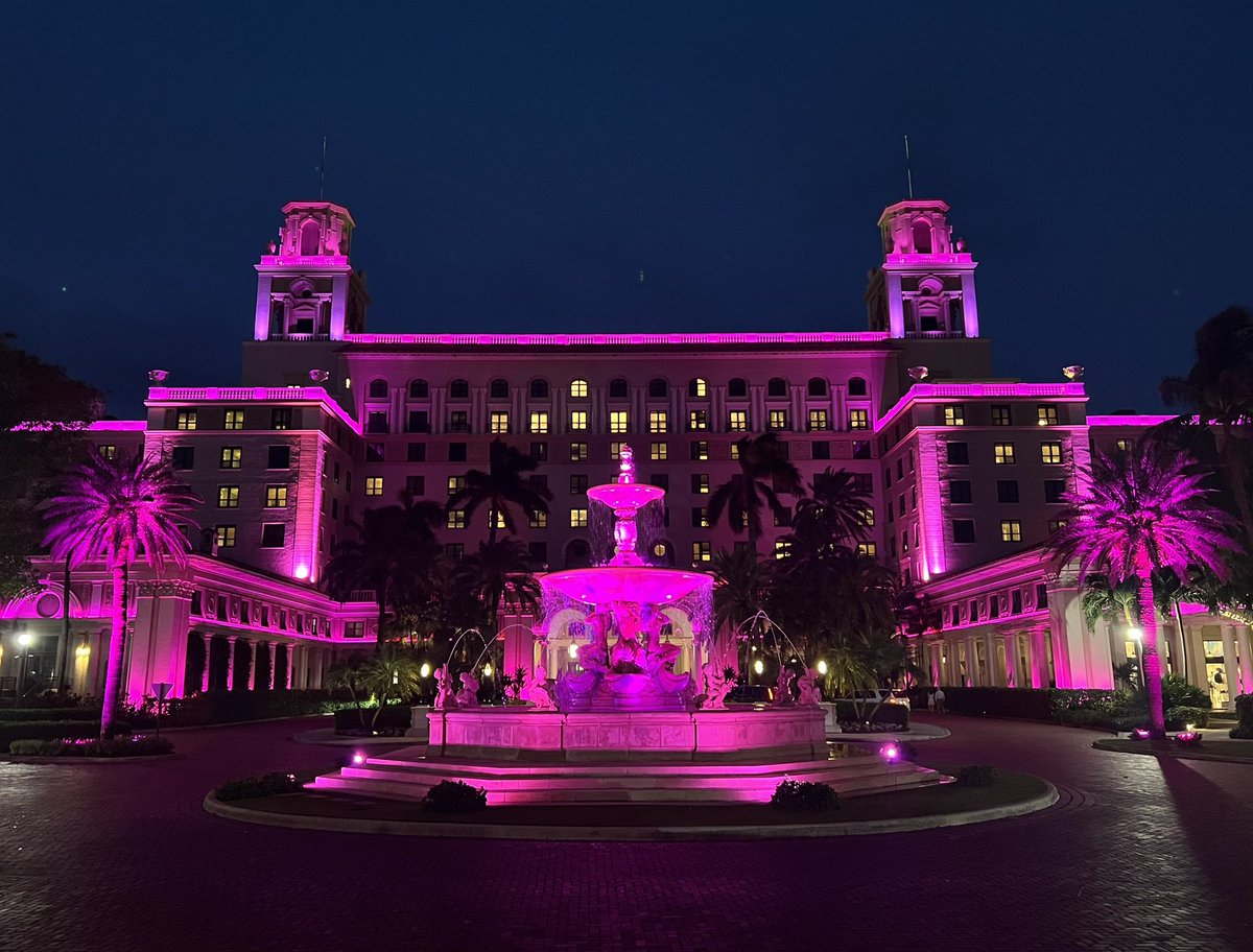 TheBreakers's tweet photo. Tonight and tomorrow, we are lighting our historic Florentine Fountain pink to support breast cancer awareness. We teamed up with @CityFurniture and their #PinkPumpkins Initiative, alongside hundreds of other businesses across South Florida. https://t.co/sbVE2i52c7