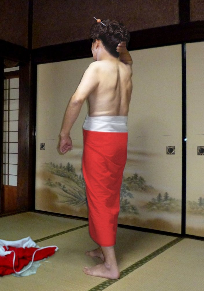 143541z's tweet photo. やはり、まだ赤い腰巻だけの方が 〜？
#下着女装 #熟女装 赤い腰巻女装 https://t.co/is7BRkI7xi
