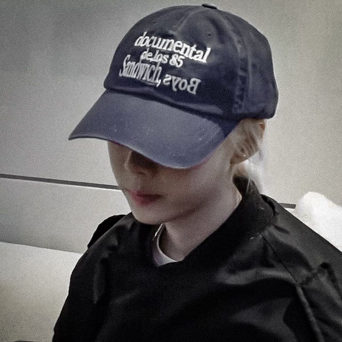 Winrina / Jiminjeong ft. Minji as familly fewtweets au

•Traitor

©kayy