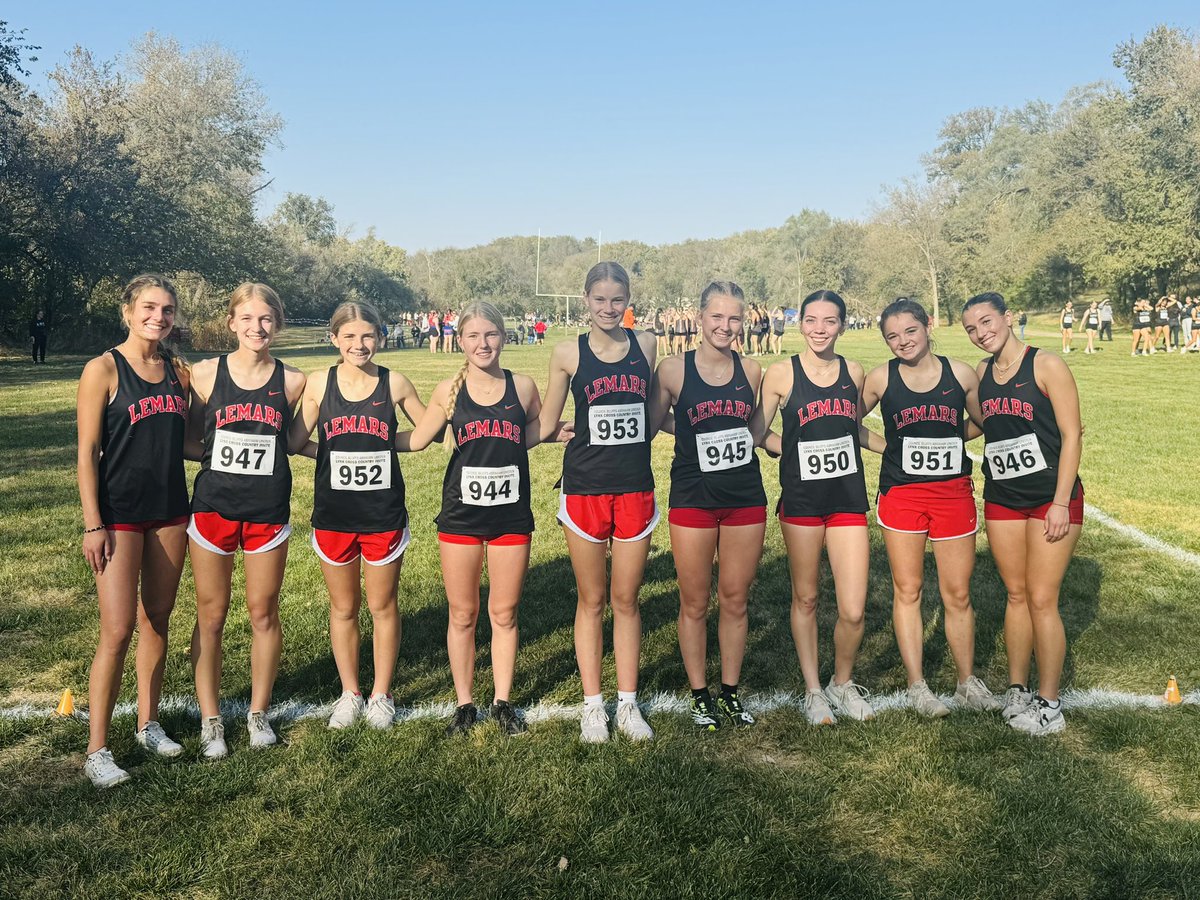 Le Mars Boys/Girls Cross Country tweet media