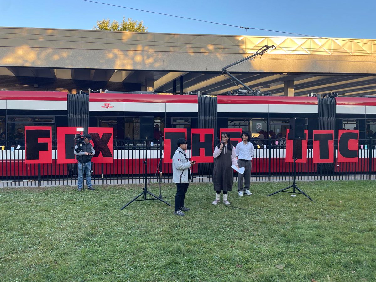 springmagca's tweet photo. TTC Riders held a rally to fix the TTC! Riders, workers and tenants joined together in calling on the government to speed up investments in public transit for a faster, safer, more dependable TTC! #FixtheTTC https://t.co/ag5SDT7wQE