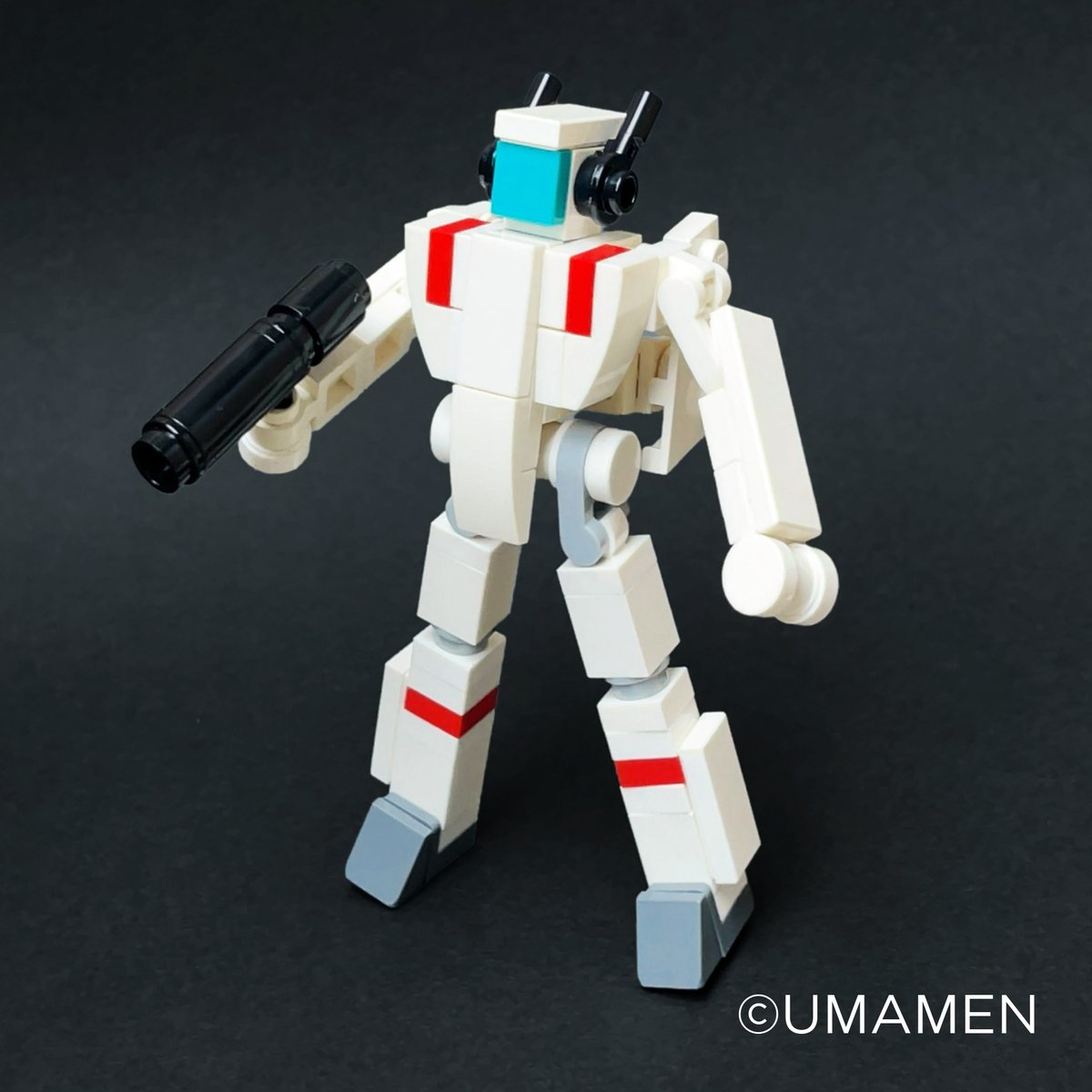 udon01410141's tweet photo. レゴでマクロスVF-1を作りました。
#legomicroscale https://t.co/VcKKPVOBLD