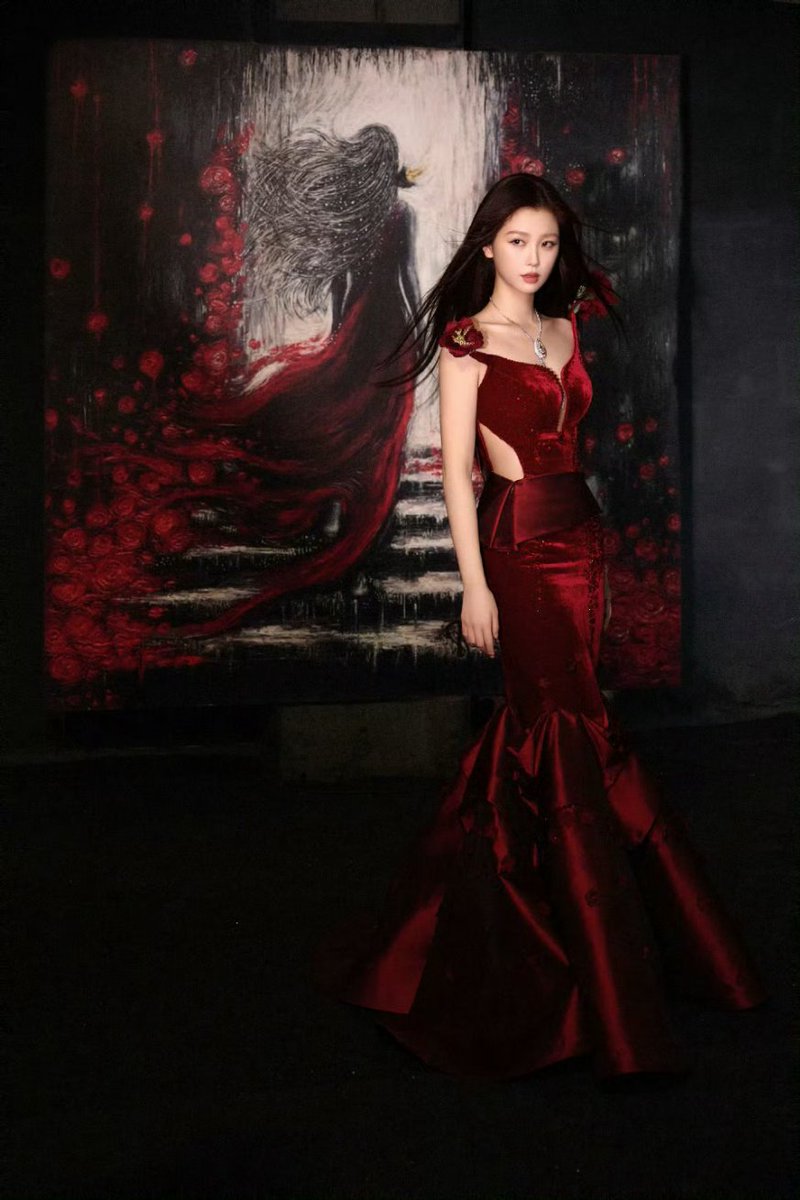 CSt4R5's tweet photo. #虞书欣 #YuShuXin #EstherYu #อวี๋ซูซิน https://t.co/qmgmARTbeA