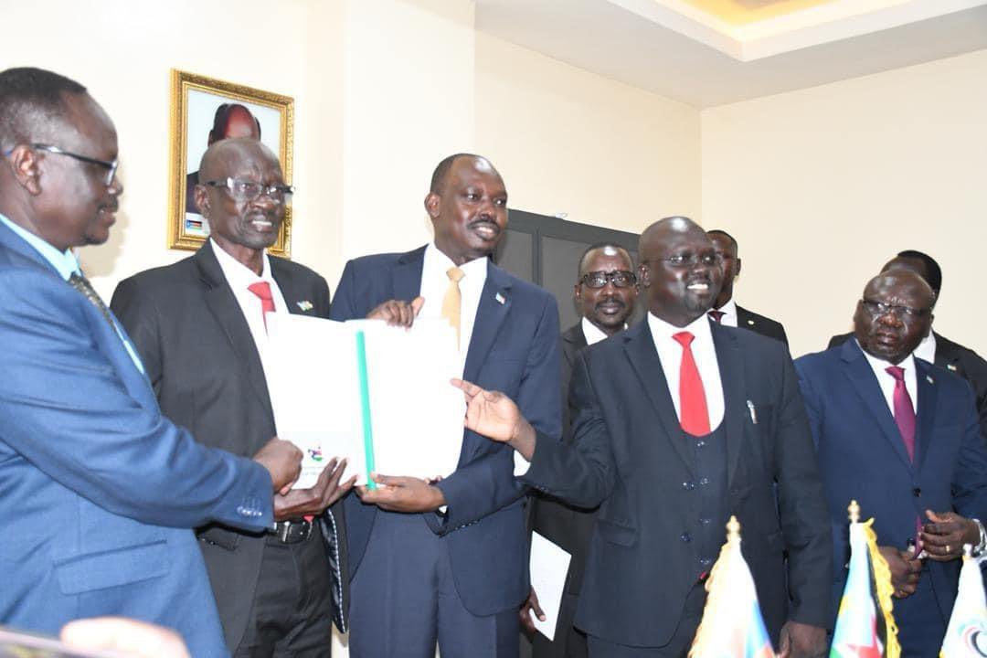 Undeland's tweet photo. @WorldBankGroup happy to see today’s enactment of the South Sudan’s Public Procurement Regulations. The Regulations put in place a framework for transparent and efficient #PublicProcurement in #SouthSudan. #WBG support @SouthSudanGov #SSOT #PFM #Accountability https://t.co/li6sZSoUCx