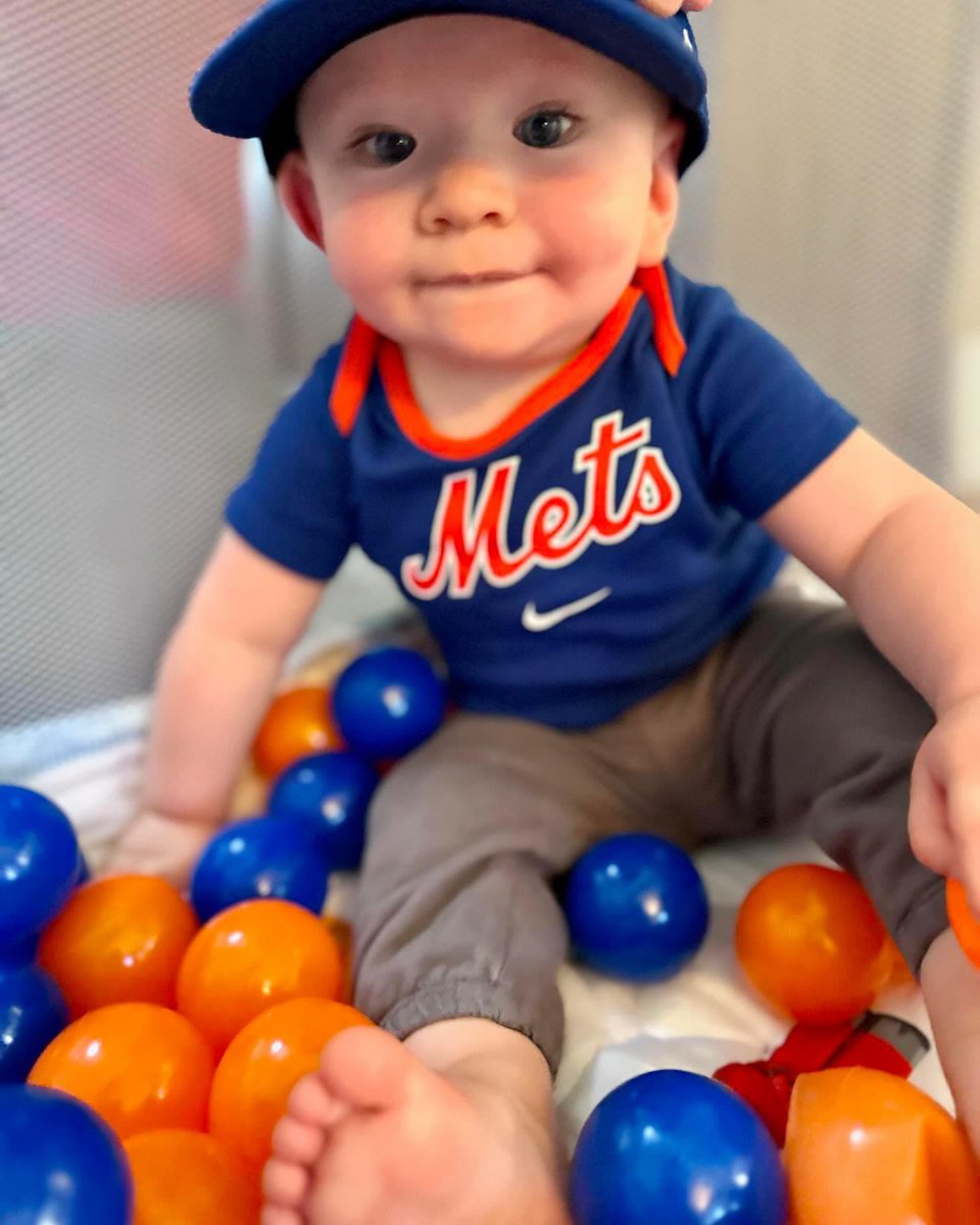 MissKarakowski's tweet image. Please RT/Help this little #mets fan’s mama get writing journals & portfolios for her #title1 #ELL students! #LGM #OMG #yagottabelieve @Lindor12BC @jimmykimmel @The7LineArmy @lenoreriegel @JerrySeinfeld @wkamaubell @JoseIglesias_SS @YNB @Mets @SNY_Mets donorschoose.org/project/write-…