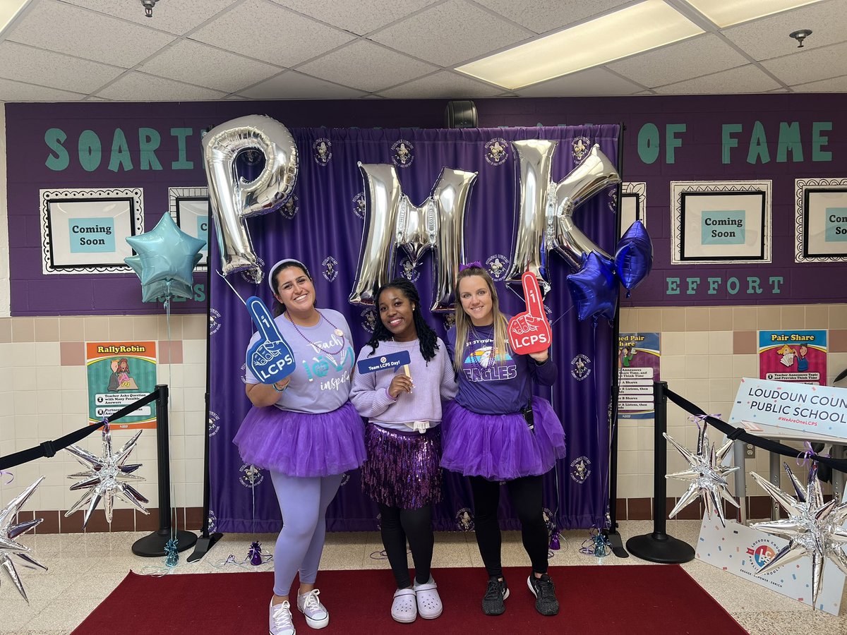PMK has so much spirit 💜💙 <a href="/PotowmackES/">Potowmack Elementary School</a> #OneLCPS