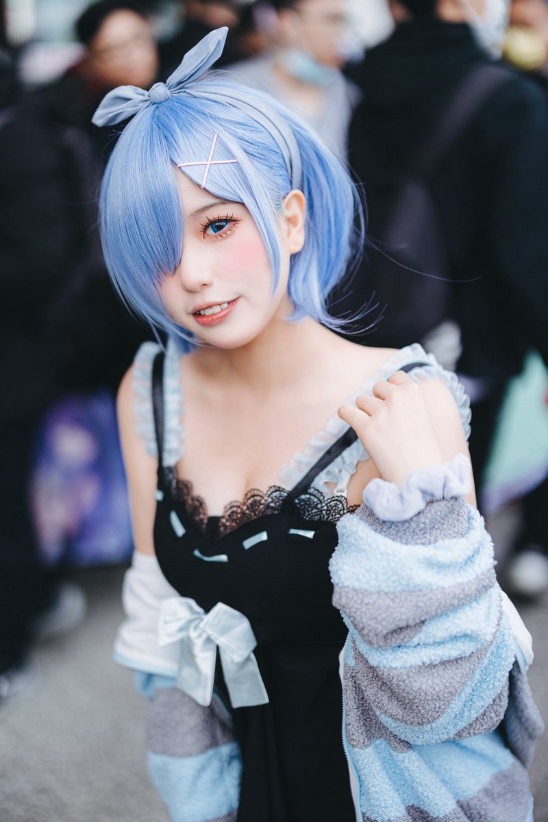 lostredfish's tweet photo. FF42
Re:Zero-レム
-
cosplayer ：@pikpik_0907 
IG ：@ poodlechan_
-
photo by： @lostredfish 
-
#cosplay #コスプレ  
#コスプレイヤー 
#ゼロから始める異世界生活   
#リゼロ 
#從零開始的異世界生活 
#雷姆 #レム #rem 
#FF42 #開拓動漫祭 
#portrait https://t.co/QTYK8wNNaG