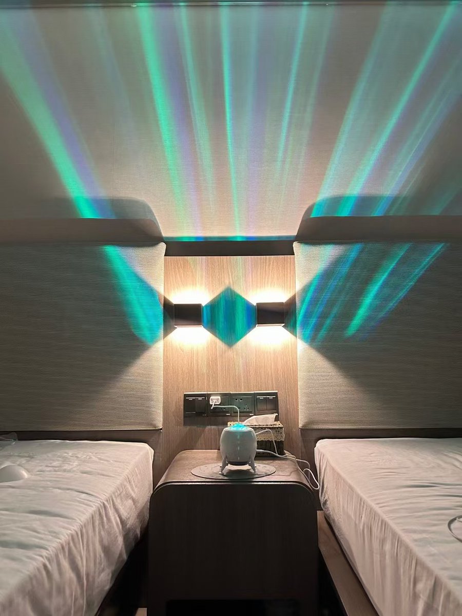 homeledproBruce's tweet photo. Lander Aurora Projection Ambiance Lamp 
https://t.co/1zcasejsgQ https://t.co/IezyQ9feJ3