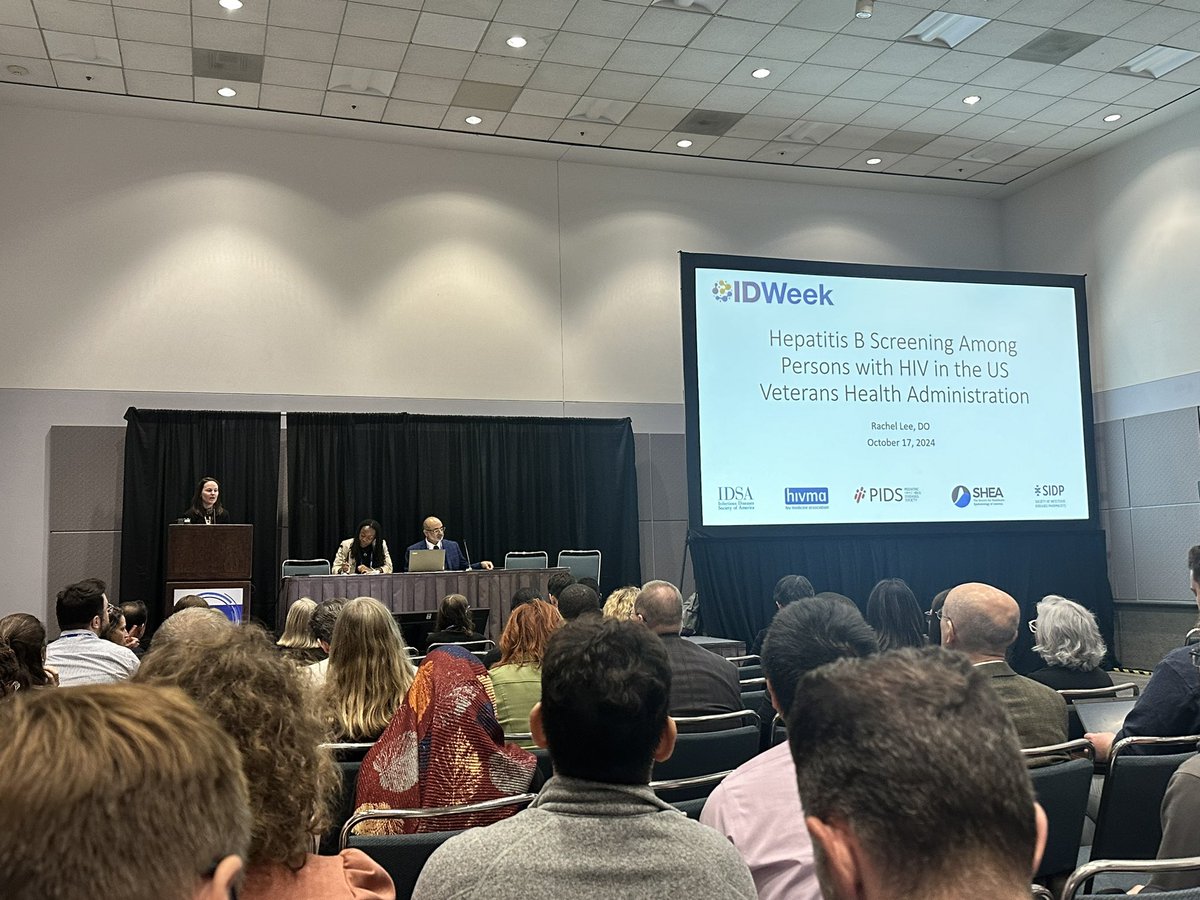 Very proud of our fellow grad ‘24 Rachel Lee presenting contemporary data providing insight into hepatitis B screening practices for PWH at the VA health system that will inform future QI efforts (session 158) #IDWeek2024 <a href="/IDWeekmtg/">IDWeek</a>