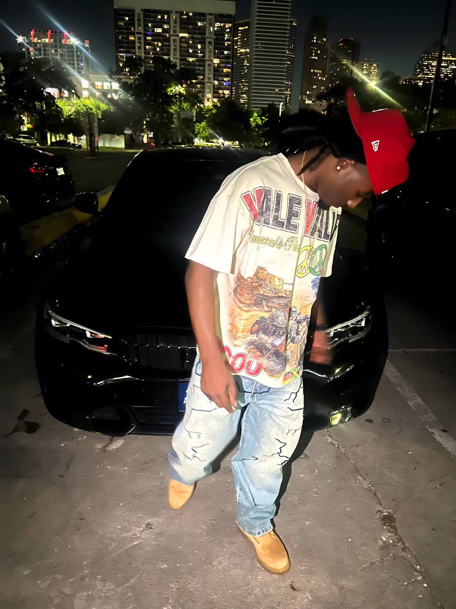 KINGALL7H's tweet photo. Houston show me love💯 https://t.co/DutnfJ5Zhg