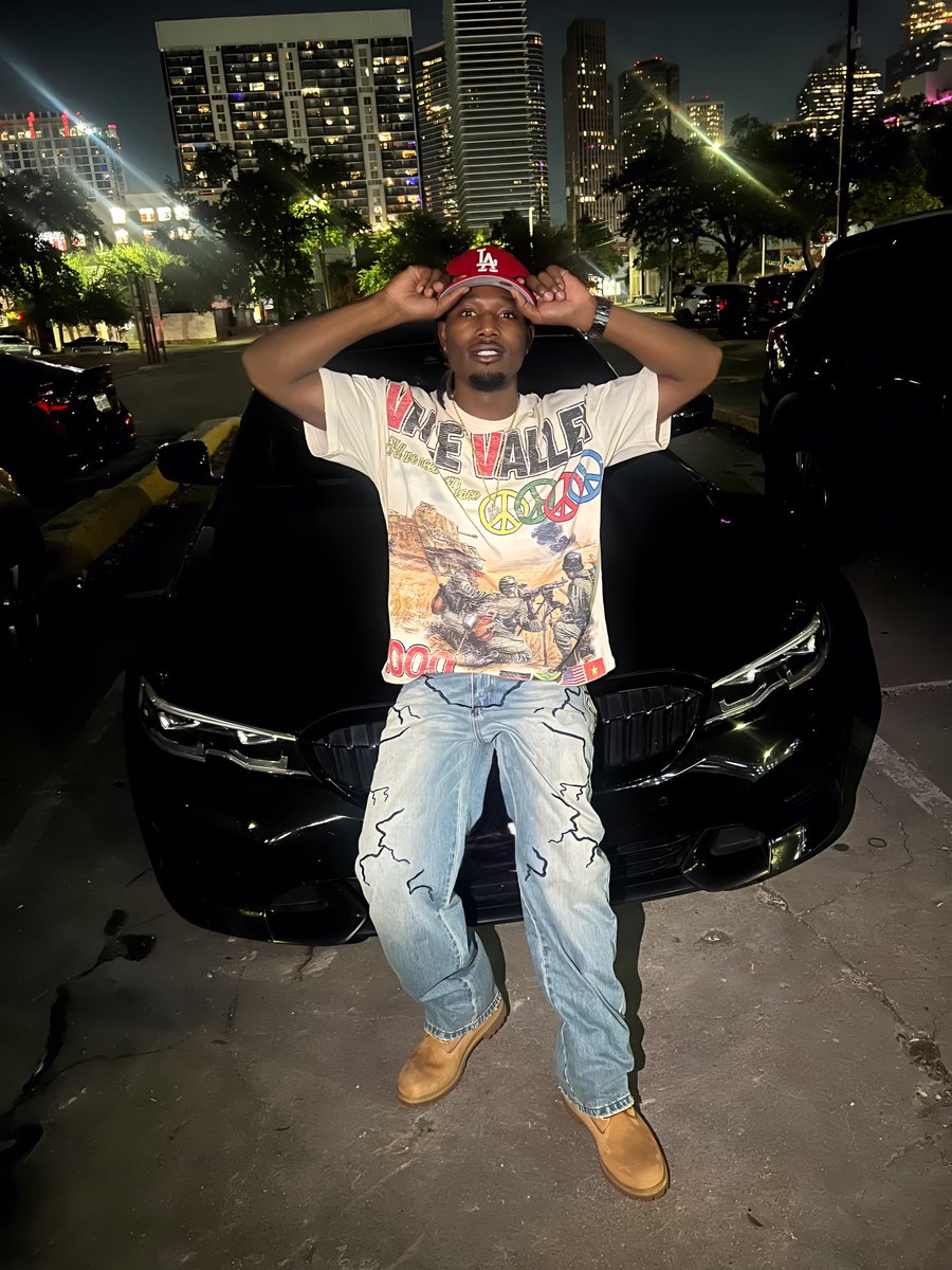 KINGALL7H's tweet photo. Houston show me love💯 https://t.co/DutnfJ5Zhg