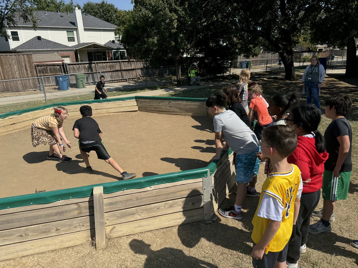 Gaga ball is serious business in 5th grade #gr8gators