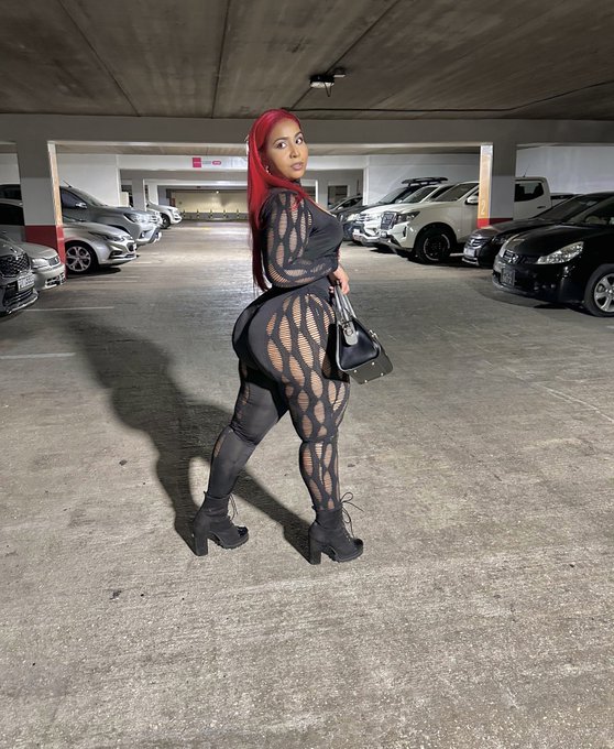 Ashana Finesse - They try to steal my sauce like they work at Mondo’s ⚡️👅 #NeverDuplicated #BadGyalli https://t.co/7rUQTZtjj4