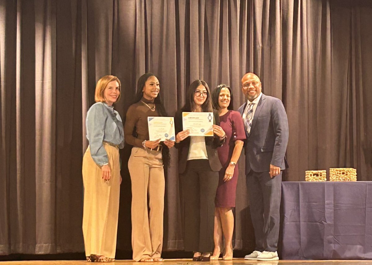 We are full of #PiratePride ⚓️ for  Tamia  who received the Academic Achievement Award &amp; Michelle, the Virtue of Responsibility Award from <a href="/MaryBlancoMDCPS/">Mary Blanco</a> , our honorable District 7 school board member.