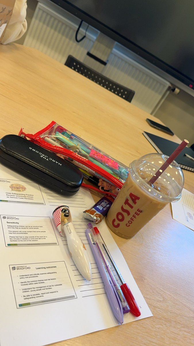 Ujala935523512's tweet image. I have started the field specific modules: integrated care for #children and young people has been nothing short of amazing! 🚀 So much to absorb, from the voice of the child to the intricacies of safeguarding. The lectures are intense but incredible 👌
@UoB_Nursing