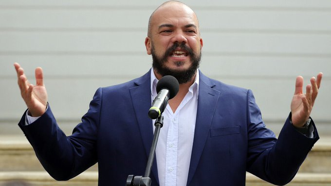 "Crearemos el plan restaurantes sin pisco sour"