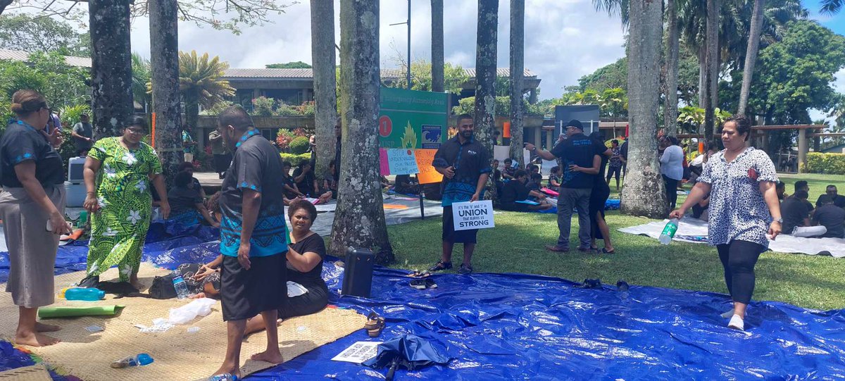 radiopasifik's tweet photo. USP Strike is underway!! We call on USP Management to heed the concerns from its employees. Radio Pasifik stands in solidarity with USP Staff - the people who make the university move on a daily basis. #teamfiji #radiopasifik #justice https://t.co/UpVkMbrhvQ