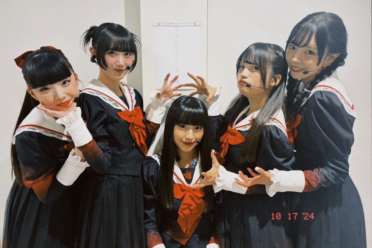 PhantomSiita's tweet photo. 🦋テレビ出演🦋

10月25日(金) 25時05分〜
日本テレビ系「バズリズム02」に出演させていただきます。 @BUZZRHYTHM_NTV

「ゾクゾク」をテレビ初披露...🥀
皆さまお楽しみにしていてください🕯️

・一部地域を除く
・緊急のニュースが入った場合、オンエアー日時が変更する可能性がございます https://t.co/1SChEJtWFU